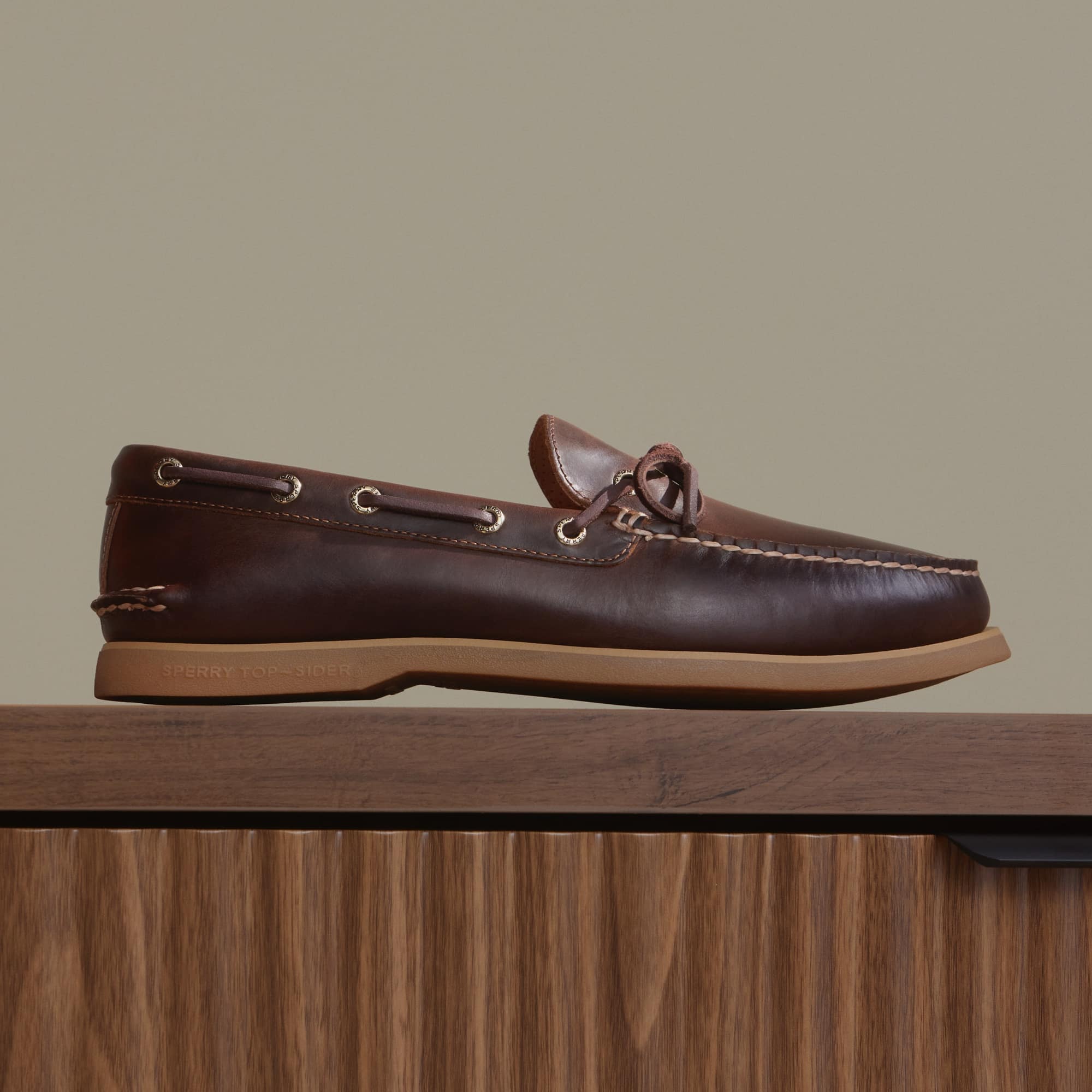 Gold Cup? Authentic Original? 1 Eye Boat Shoe - Image 8